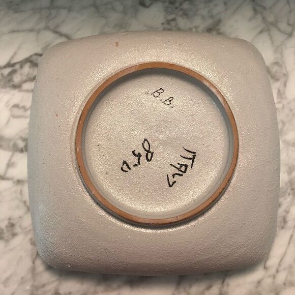 Handpainted Italian Pottery Dish - Picture 3 of 3